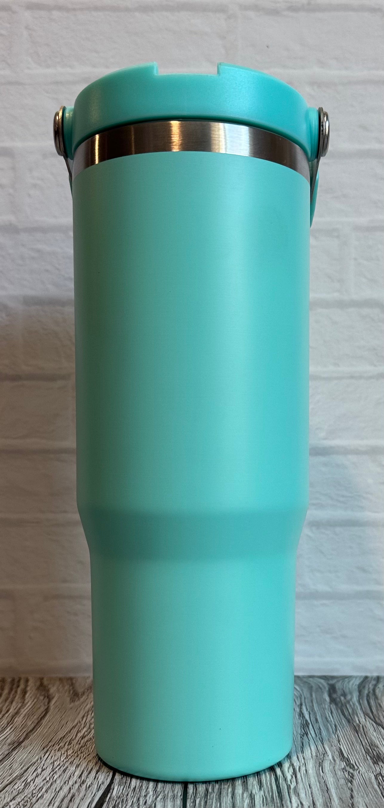 30oz flip top tumbler with handle
