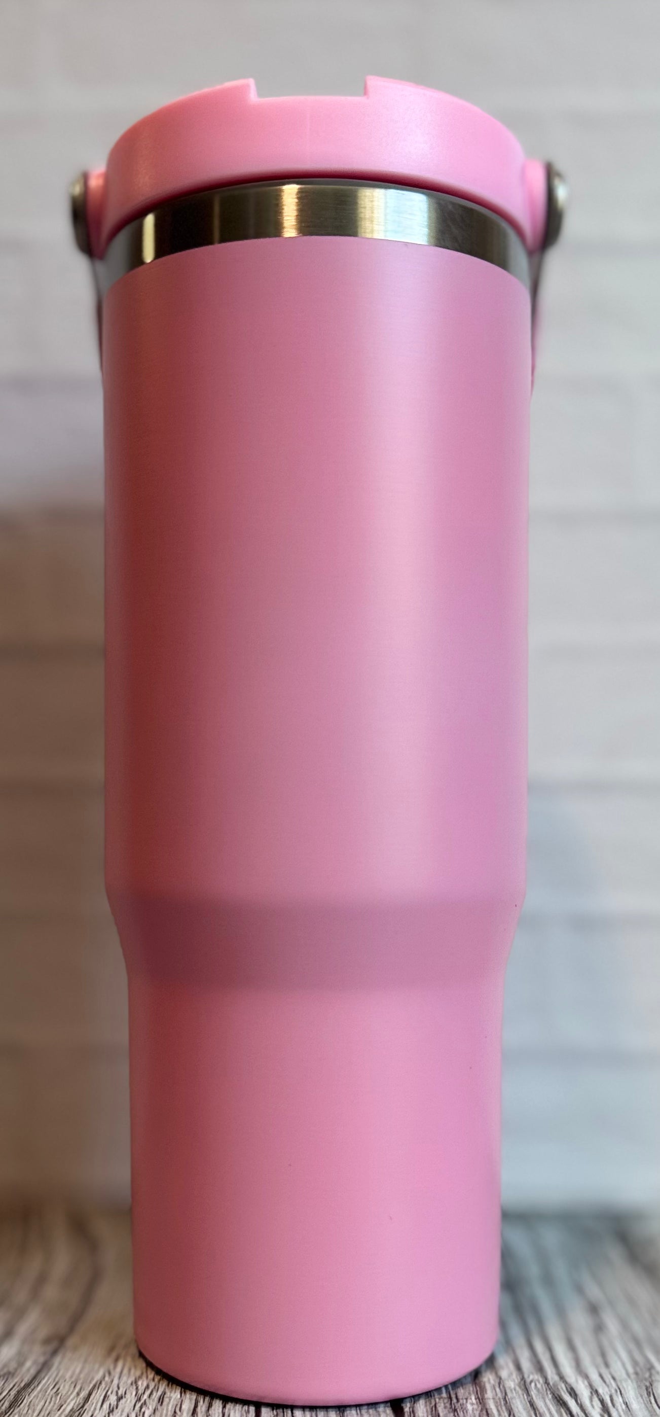 30oz flip top tumbler with handle