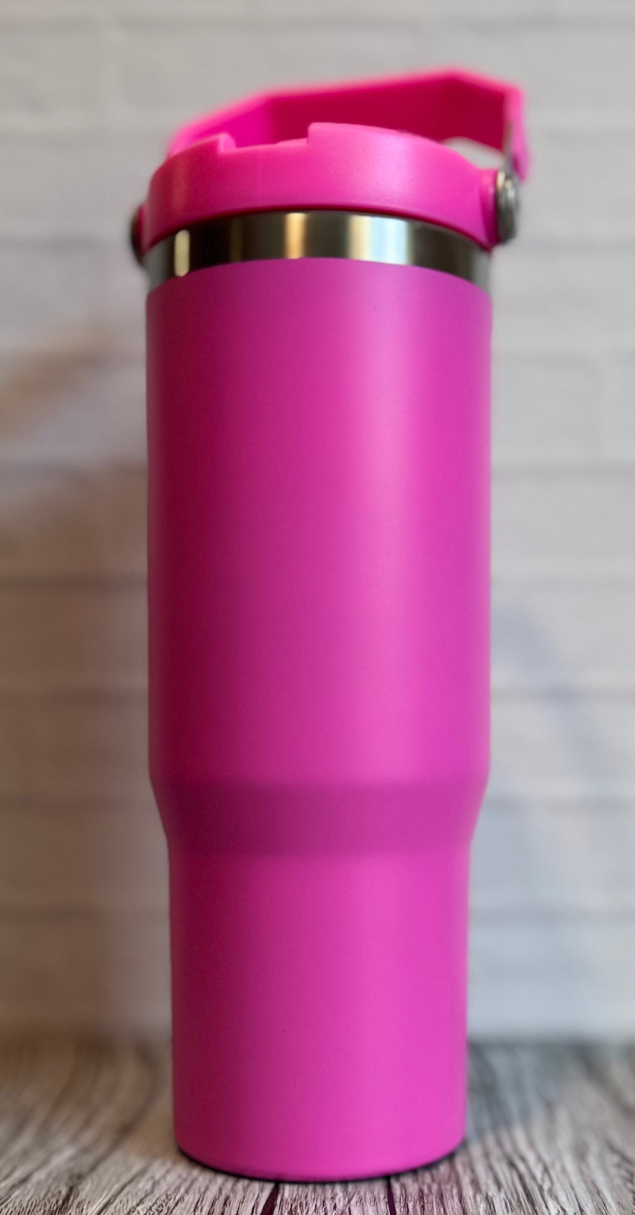 30oz flip top tumbler with handle